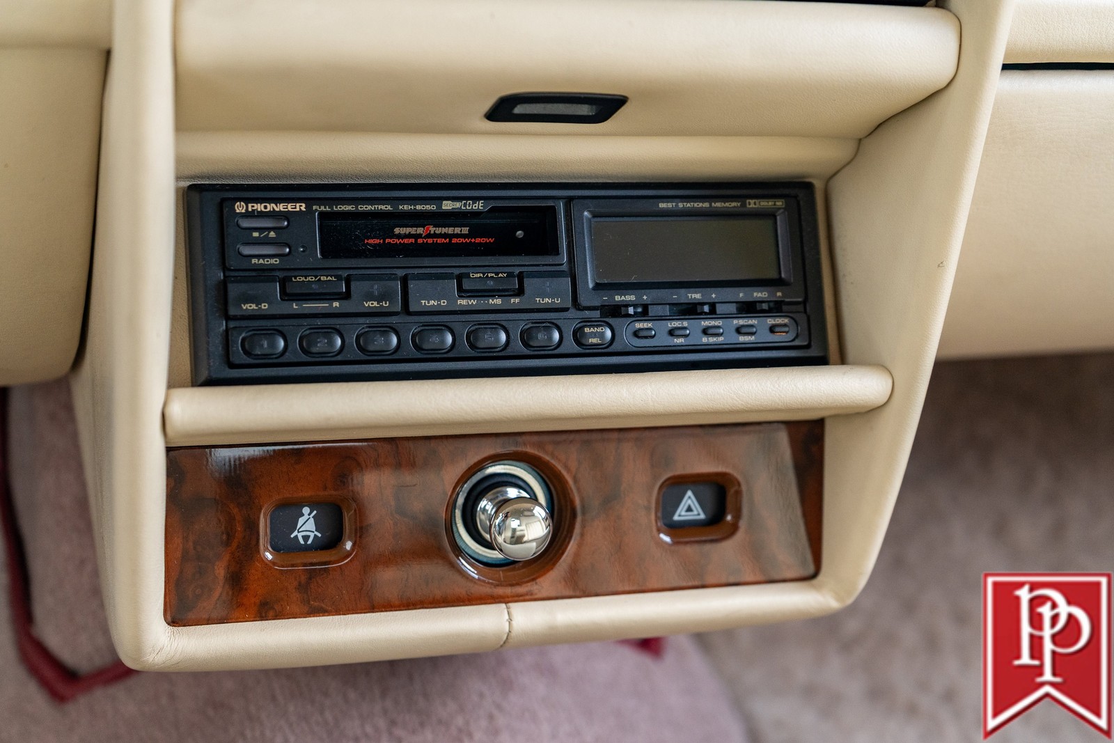 Rolls-Royce-Silver-SpiritSpurDawn-1989-Sedan-15