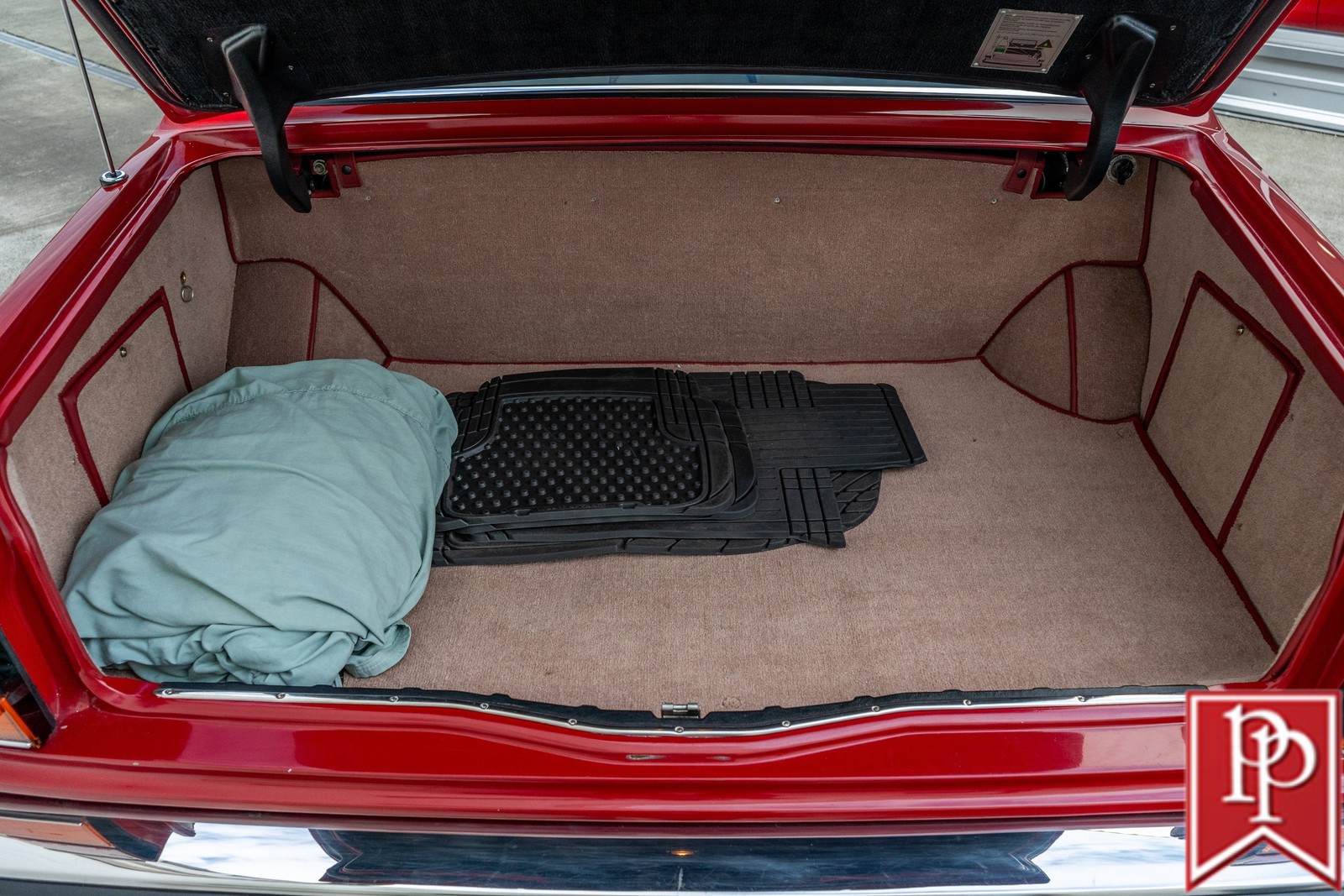 Rolls-Royce-Silver-SpiritSpurDawn-1989-Sedan-37