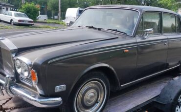 Rolls-royce-1971-grey-2