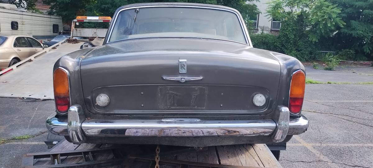 Rolls-royce-1971-grey-4