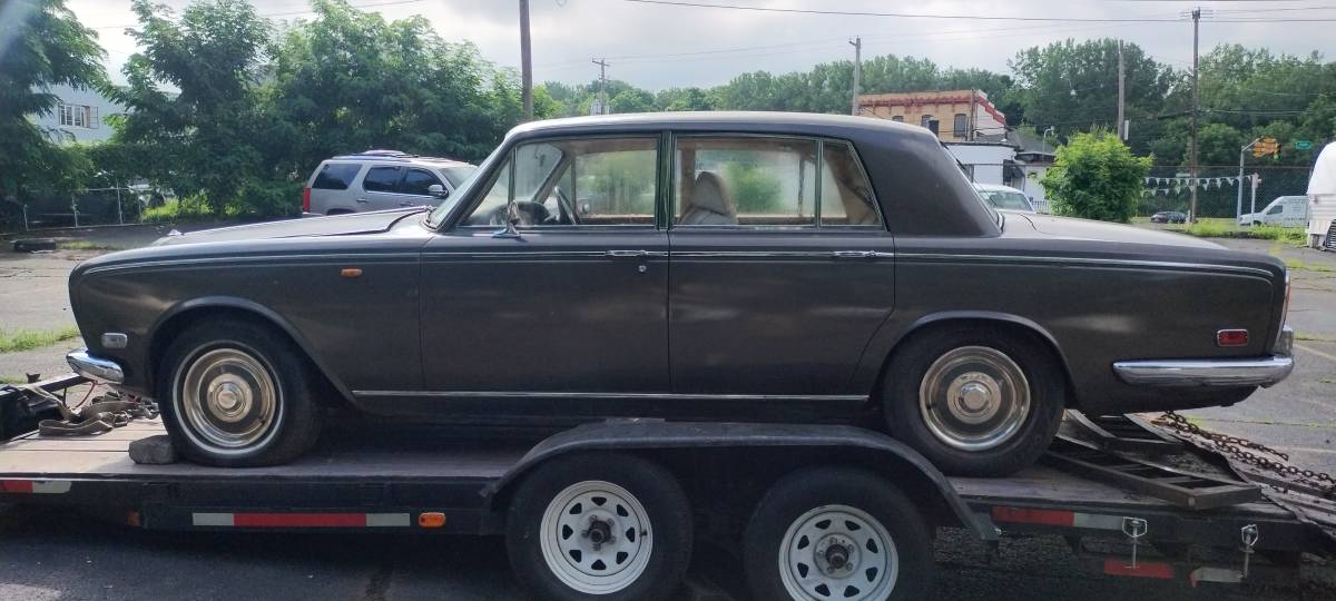 Rolls-royce-1971-grey-5