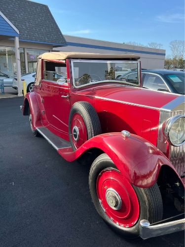 Rolls-royce-2025-1931-Burgundy-Tan-Leather-12