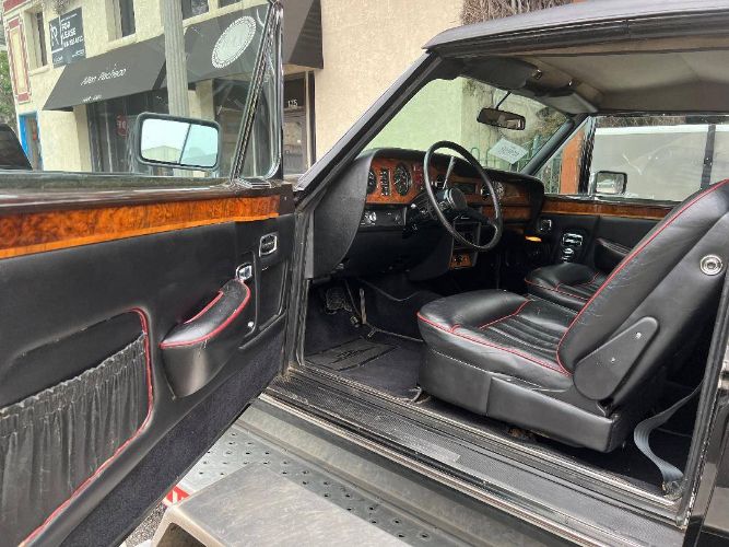 Rolls-royce-Corniche-1983-Black-2