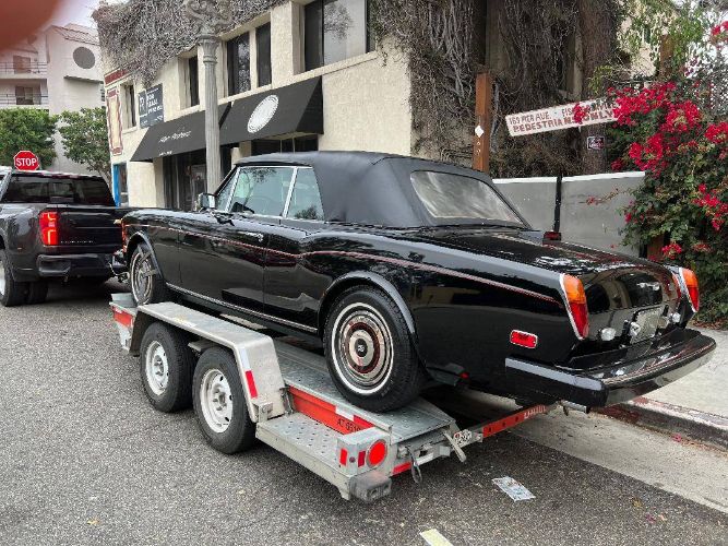 Rolls-royce-Corniche-1983-Black-3