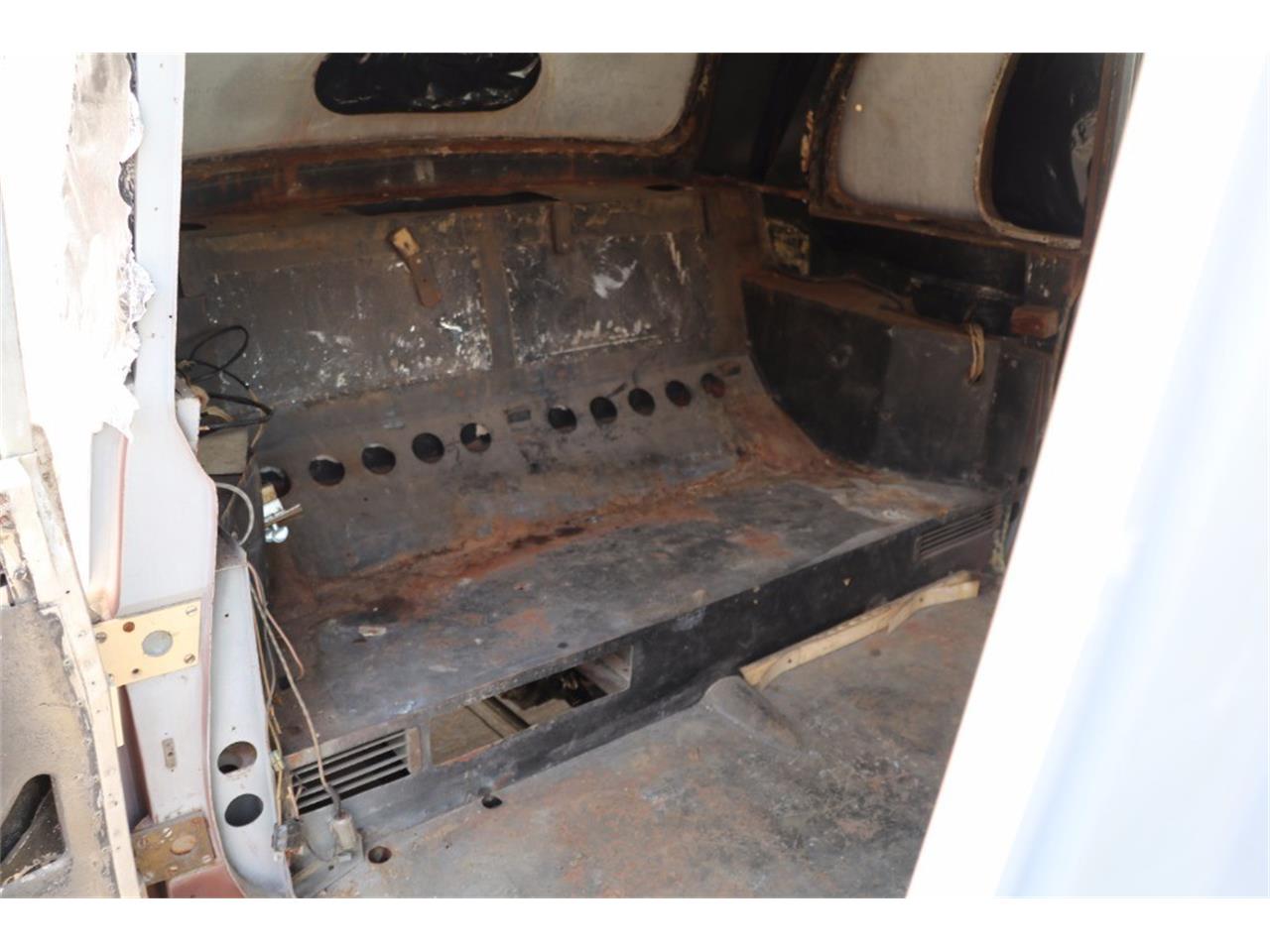 Rolls-royce-Phantom-v-1960-Maroonprimer-Blue-5