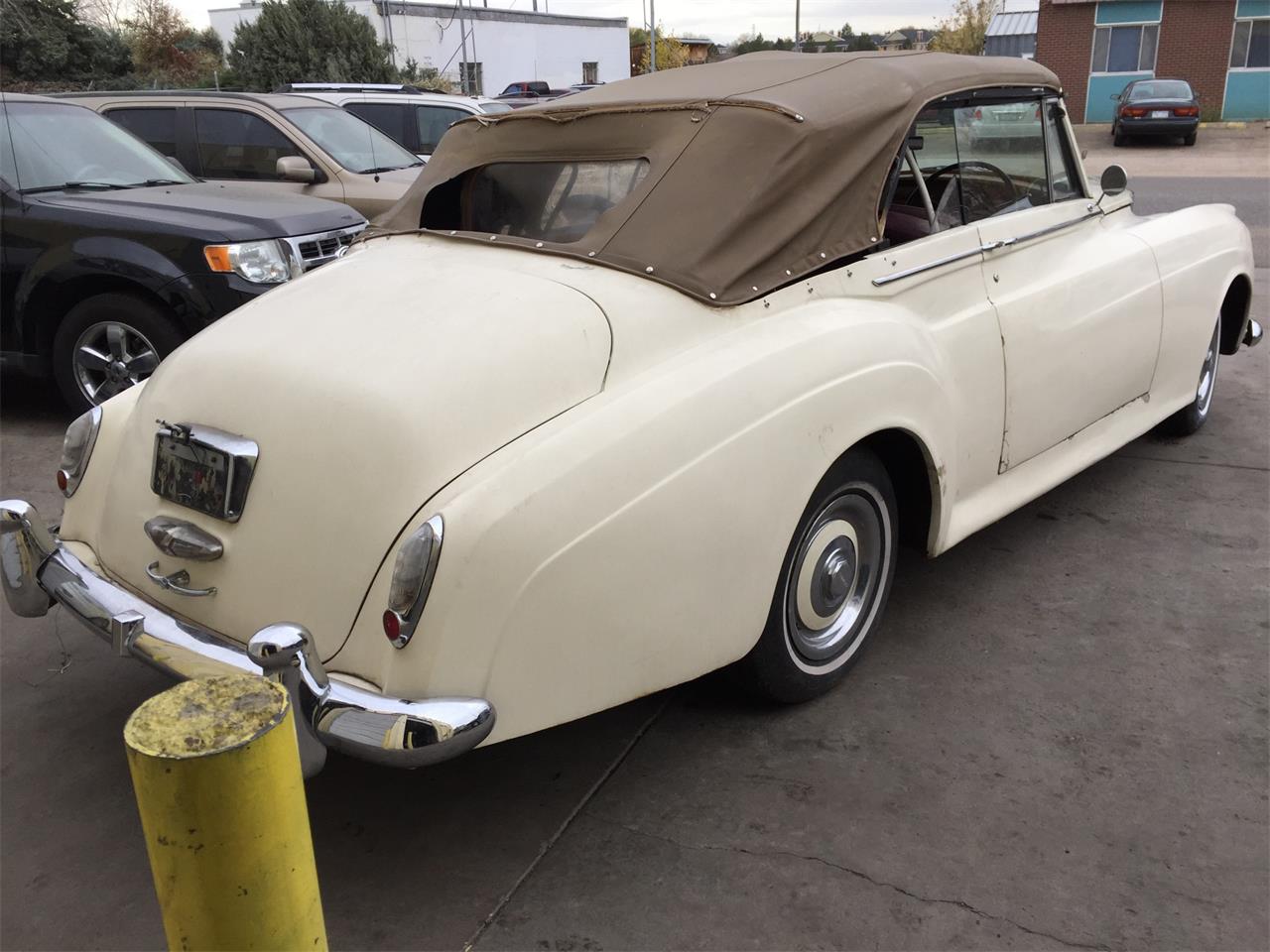 Rolls-royce-Silver-cloud-1957-White-1