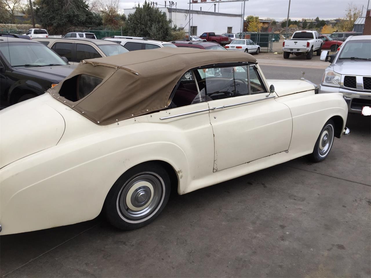 Rolls-royce-Silver-cloud-1957-White-12