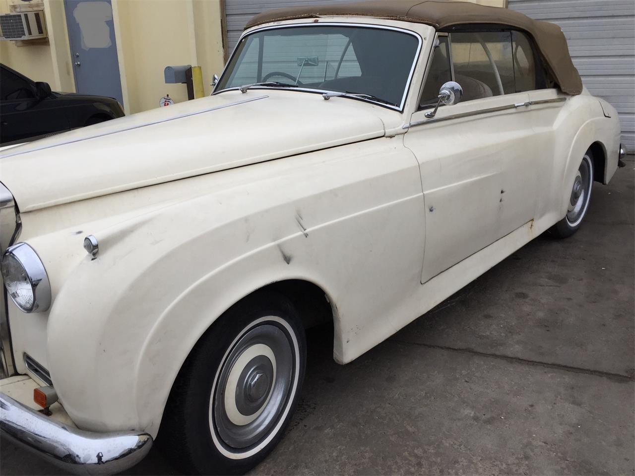 Rolls-royce-Silver-cloud-1957-White-13