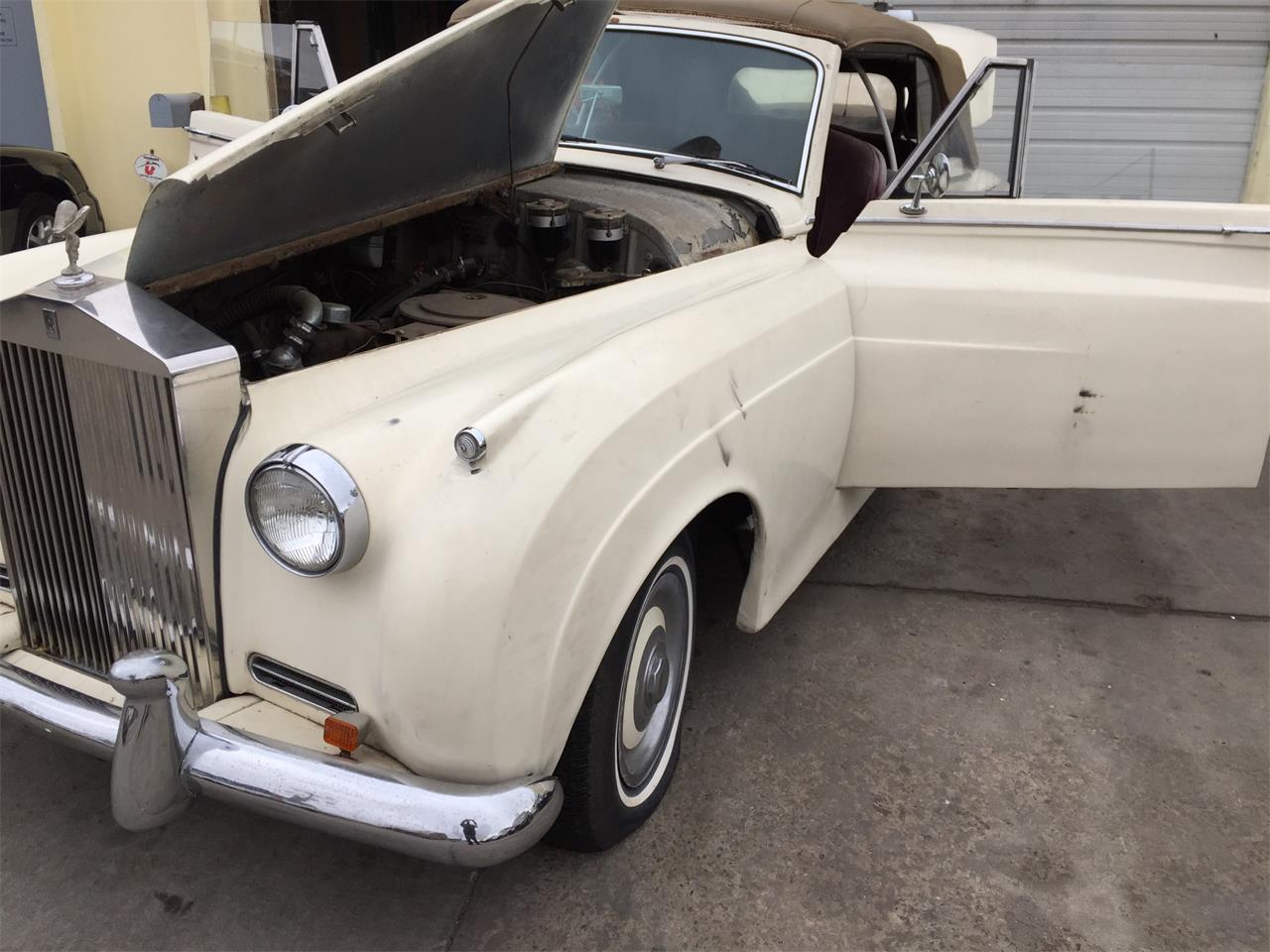Rolls-royce-Silver-cloud-1957-White-7
