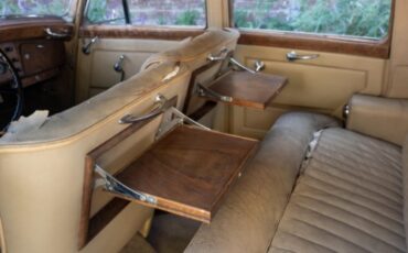 Rolls-royce-Silver-dawn-1953-Black-Tan