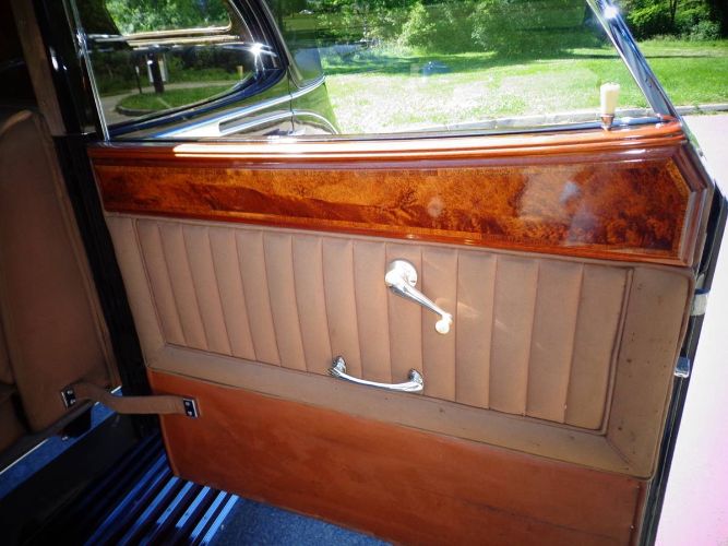Rolls-royce-Silver-ghost-1926-Black-5