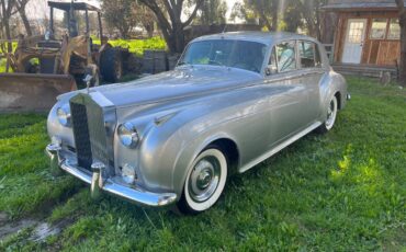 Rolls-royce-silver-shadow-ii-1960-1