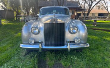 Rolls-royce-silver-shadow-ii-1960-17