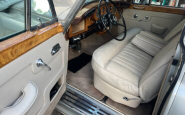 Rolls-royce-silver-shadow-ii-1960-18