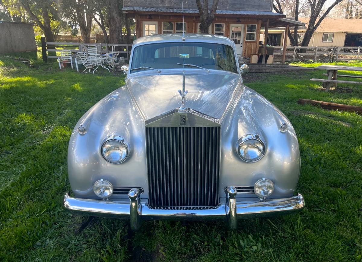 Rolls-royce-silver-shadow-ii-1960-7
