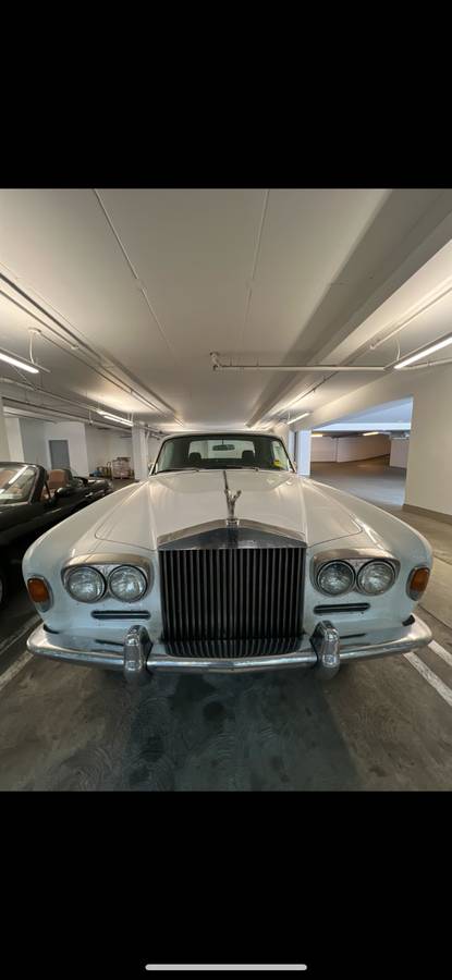 Rolls-royce-silver-shadow-ii-1972-white-4