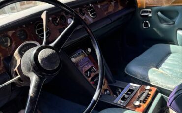 Rolls-royce-silver-shadow-ii-1974-grey-3