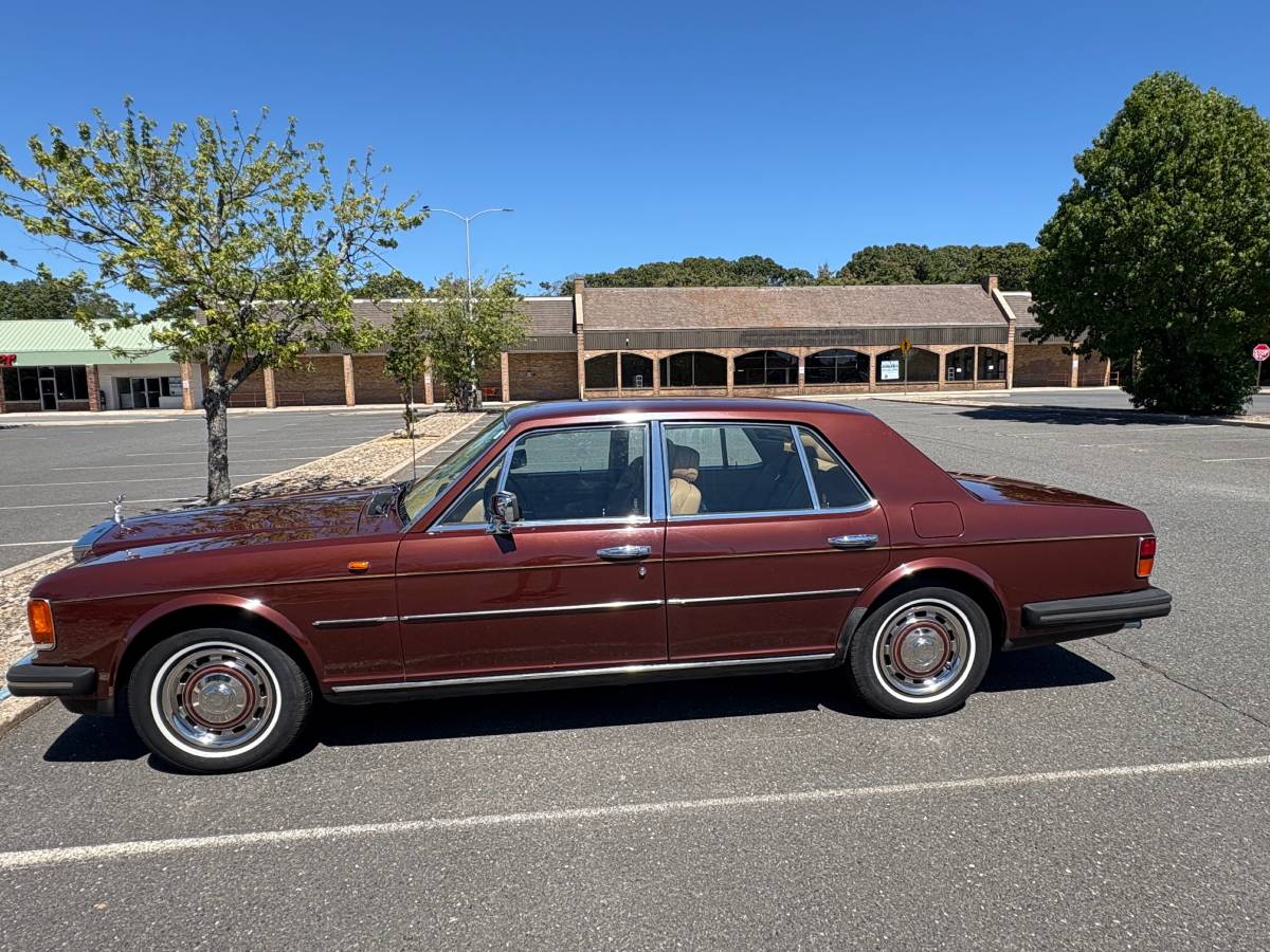 Rolls-royce-silver-spirit-1982-1