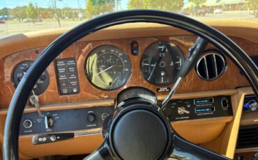 Rolls-royce-silver-spirit-1982-10