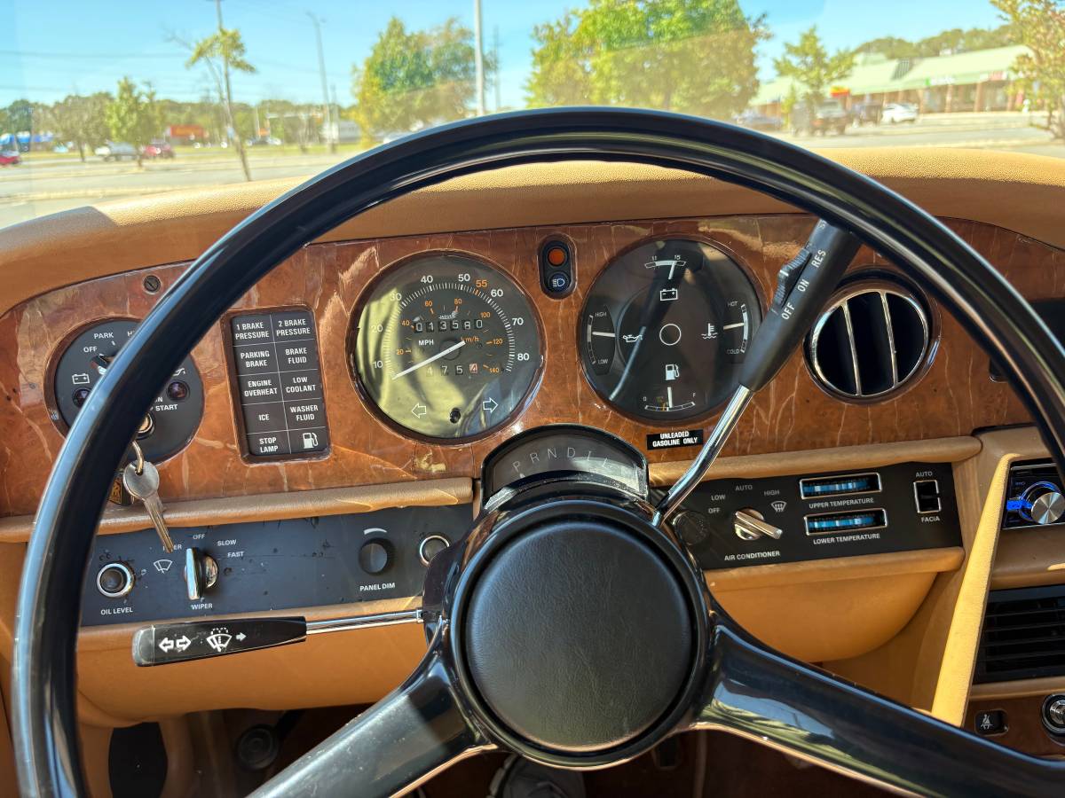 Rolls-royce-silver-spirit-1982-10