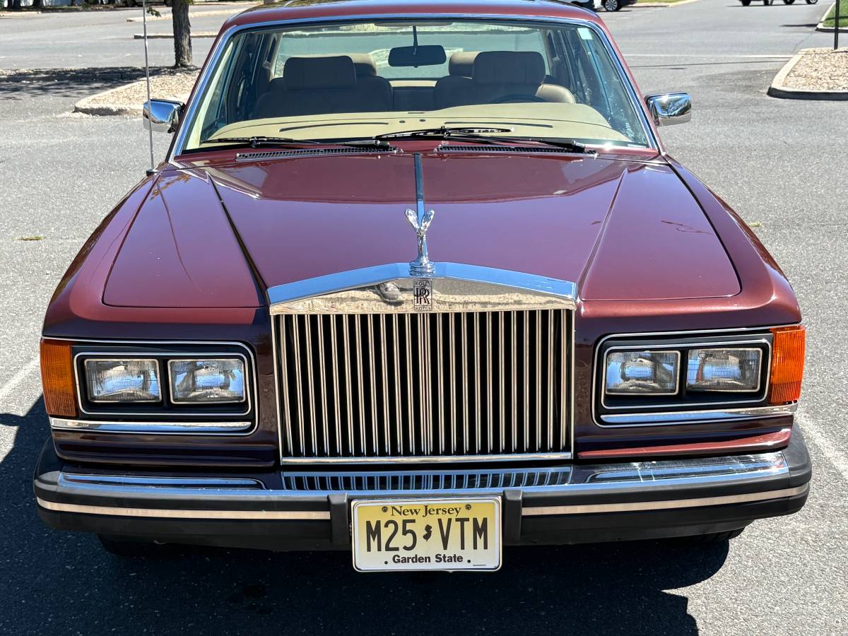 Rolls-royce-silver-spirit-1982-2
