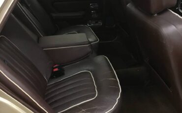 Rolls-royce-silver-spirit-1982-brown-2