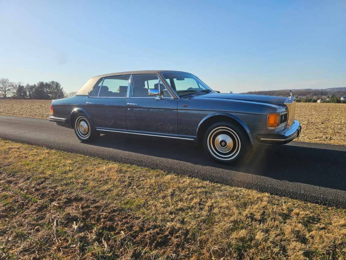 Rolls-royce-silver-spur-1985-blue-12