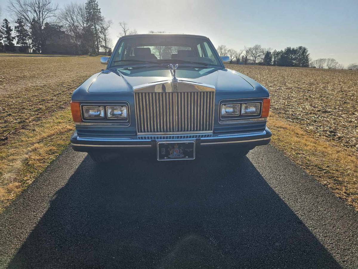 Rolls-royce-silver-spur-1985-blue-14