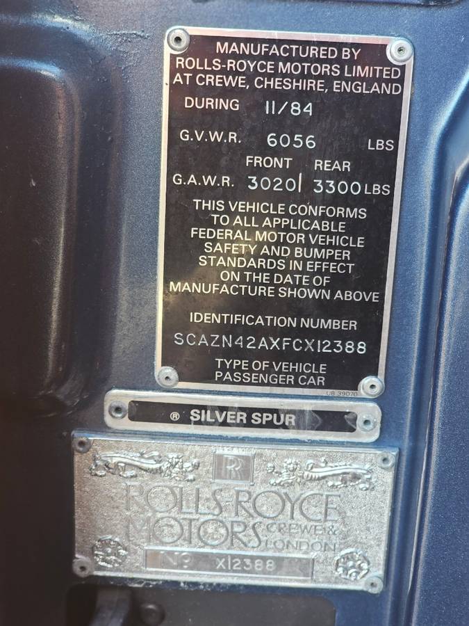 Rolls-royce-silver-spur-1985-blue-7