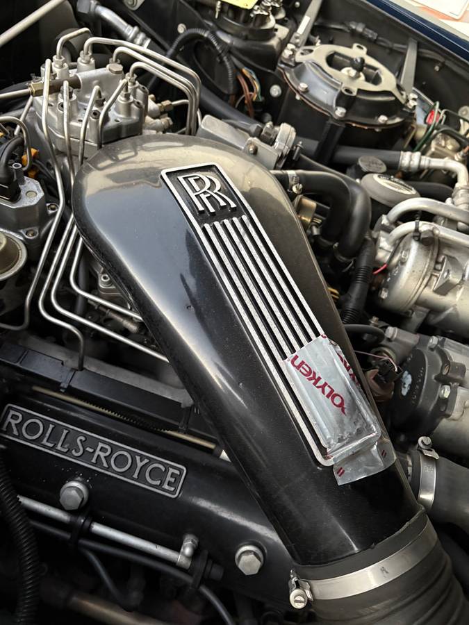 Rolls-royce-silver-spur-1988-blue-18
