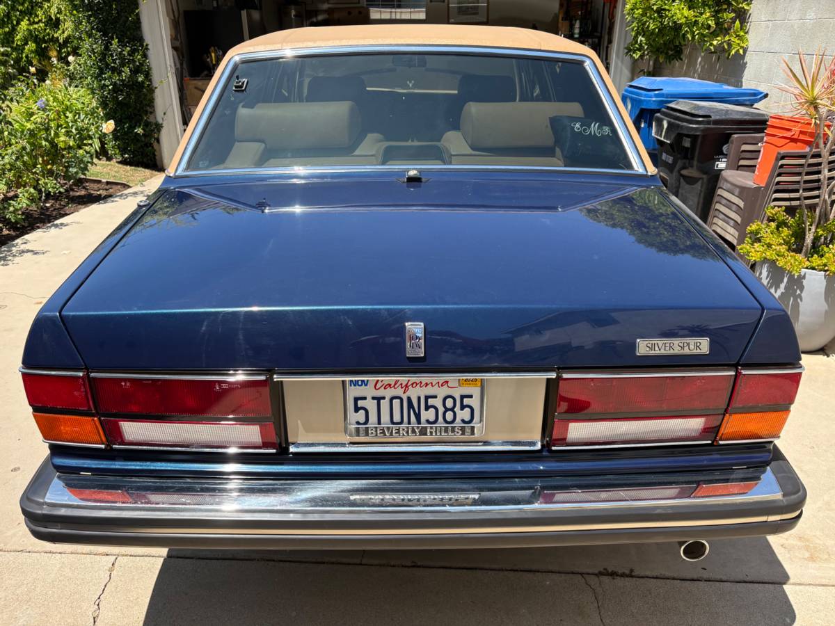 Rolls-royce-silver-spur-1988-blue-2