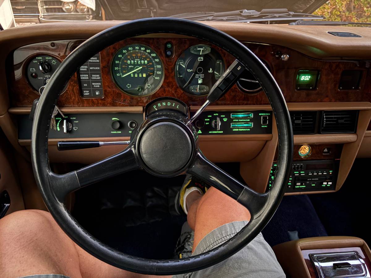 Rolls-royce-silver-spur-1988-blue-9