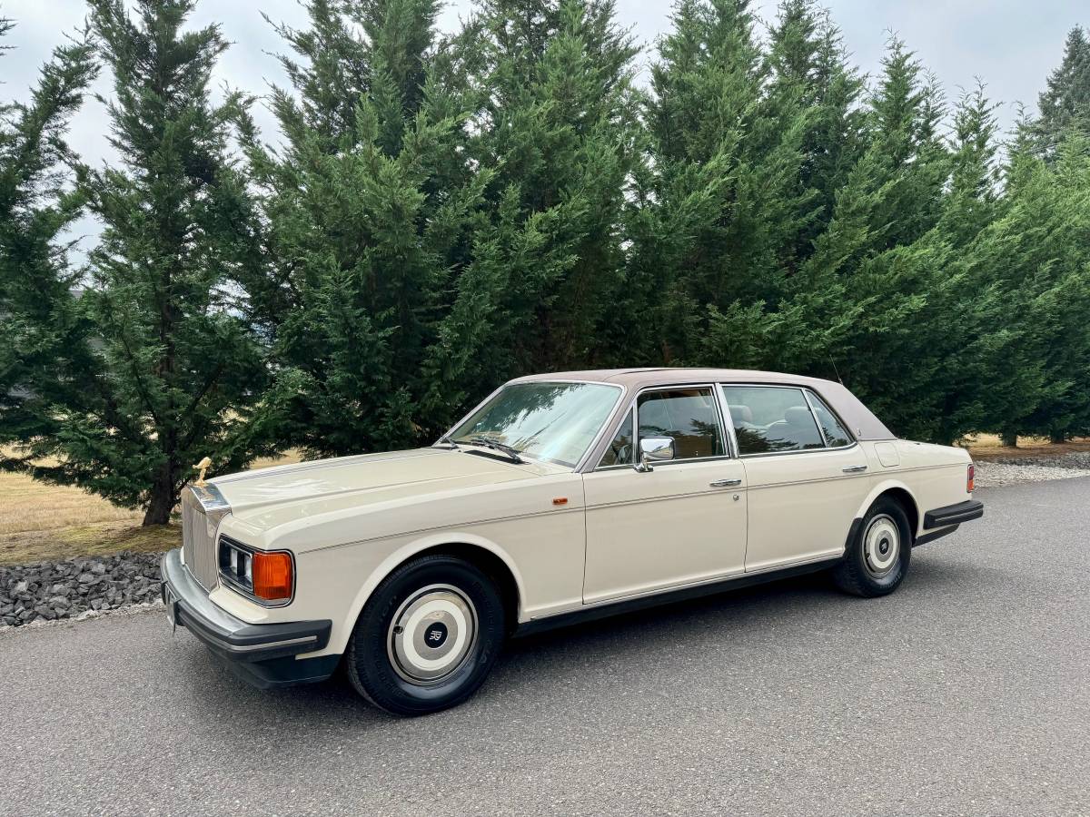 Rolls-royce-silver-spur-1989-1