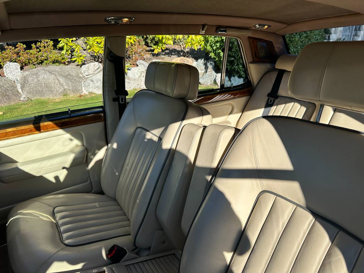 Rolls-royce-silver-spur-ii-1990-blue-10