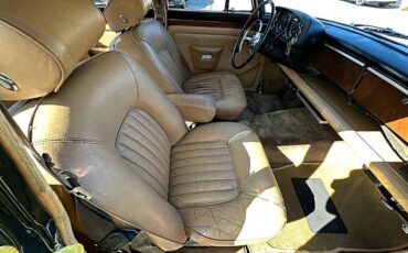 Rover-p5-series-3-1967-green-3