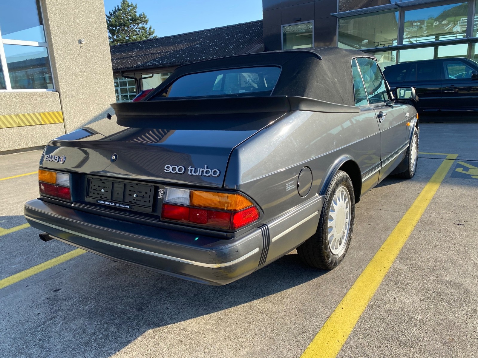 Saab-900-1987-Convertible-19