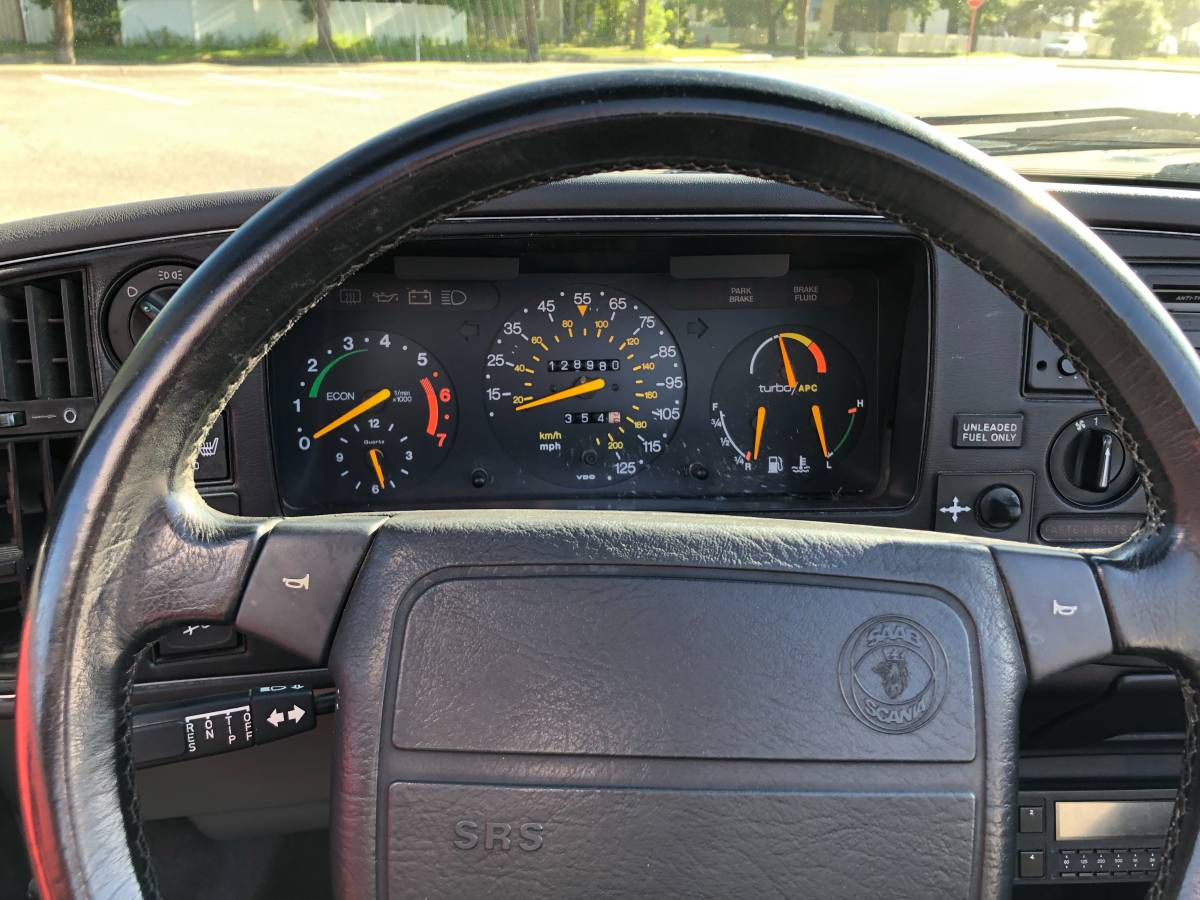 Saab-900-1991-4