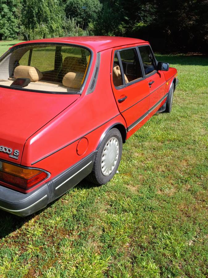 Saab-900-1993-red-9