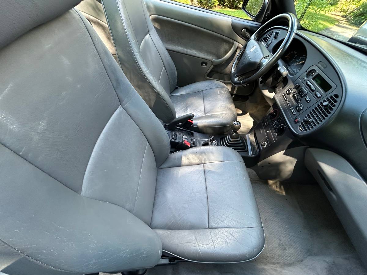 Saab-900-1995-13