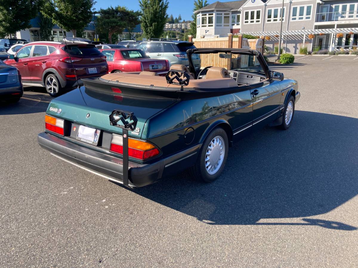 Saab-900-convertible-1994-green-11
