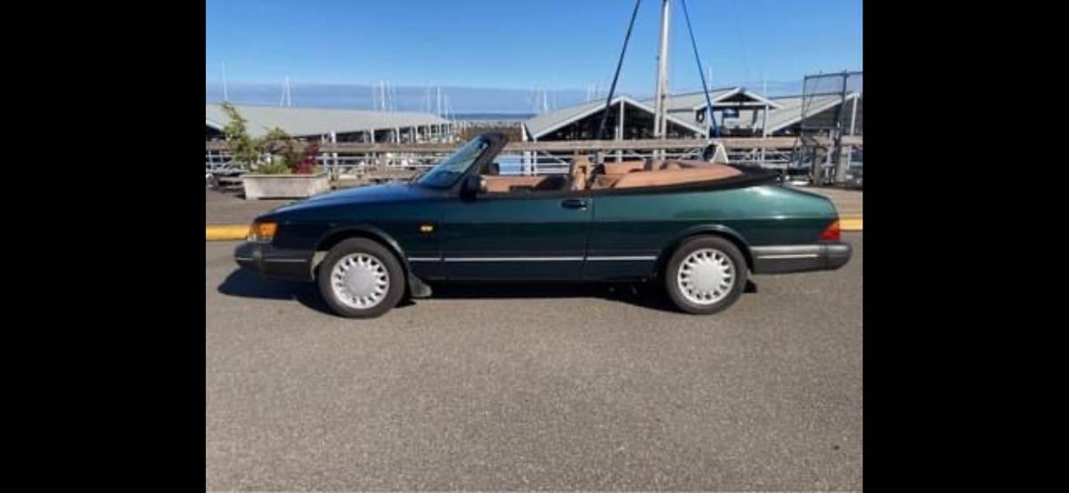 Saab-900-convertible-1994-green