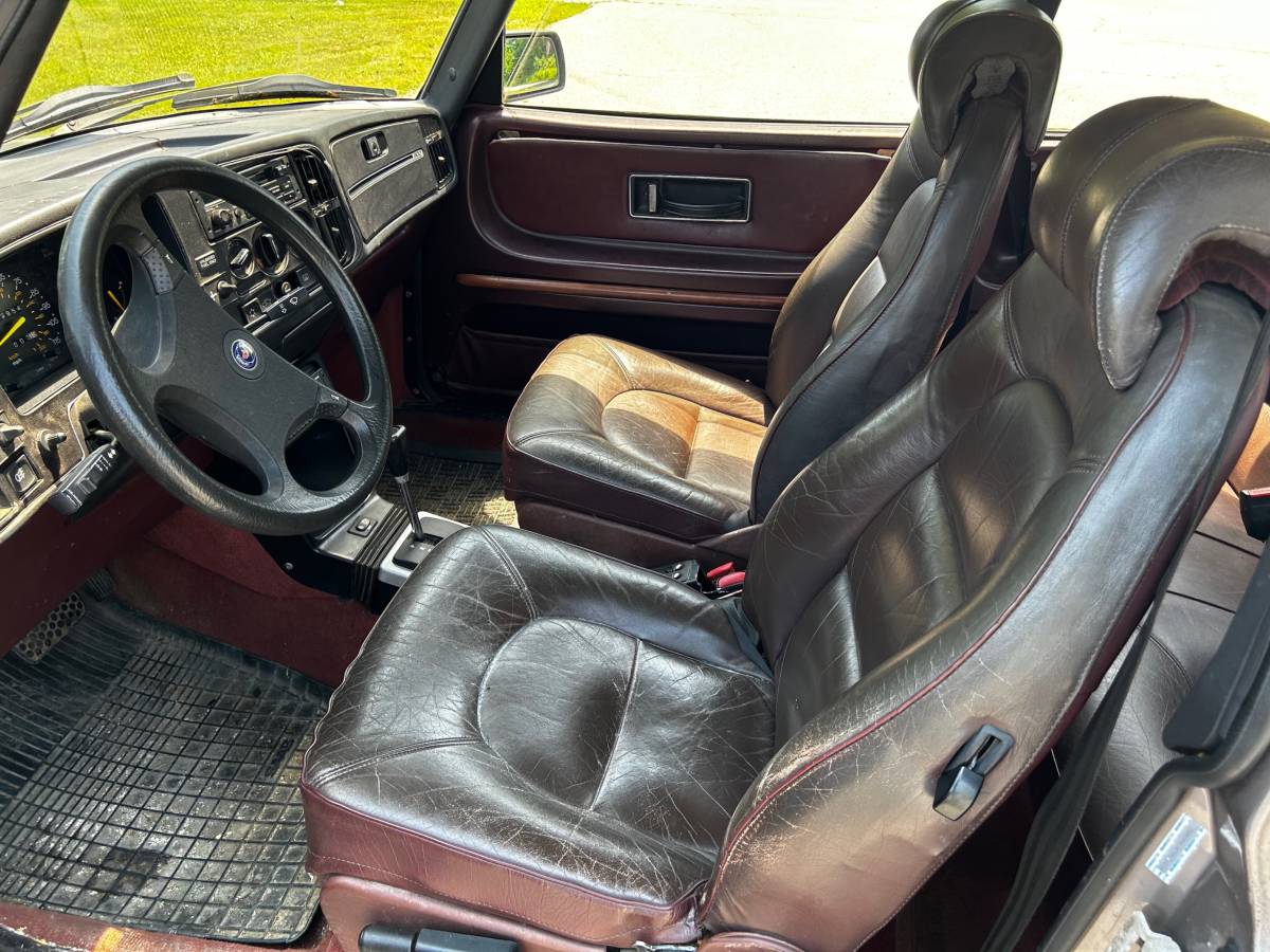 Saab-900-turbo-1989-silver-14
