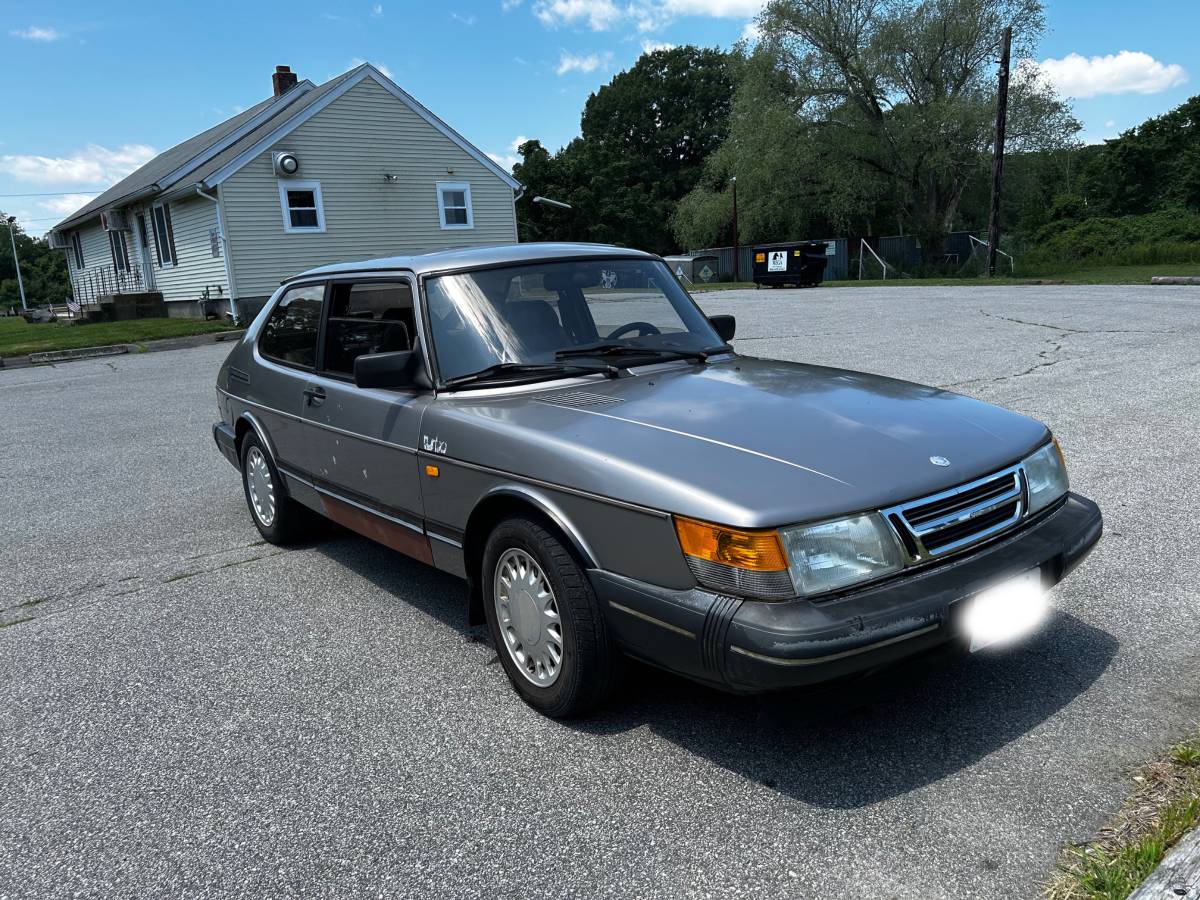 Saab-900-turbo-1989-silver-2