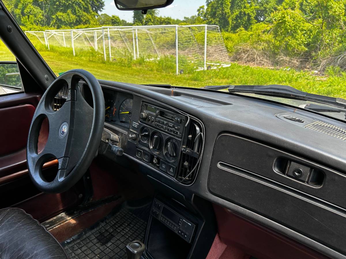 Saab-900-turbo-1989-silver-9