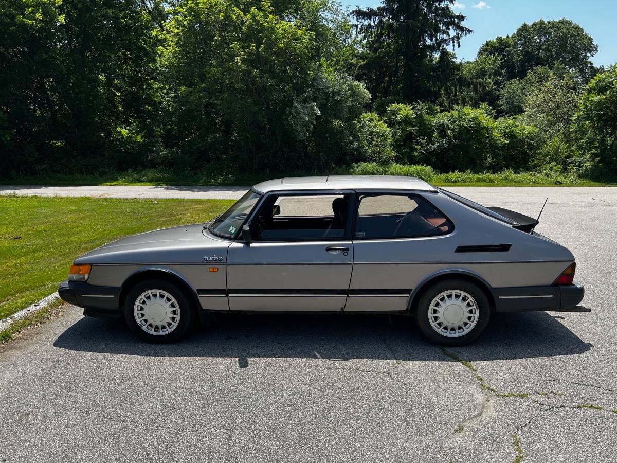 Saab-900-turbo-1989-silver