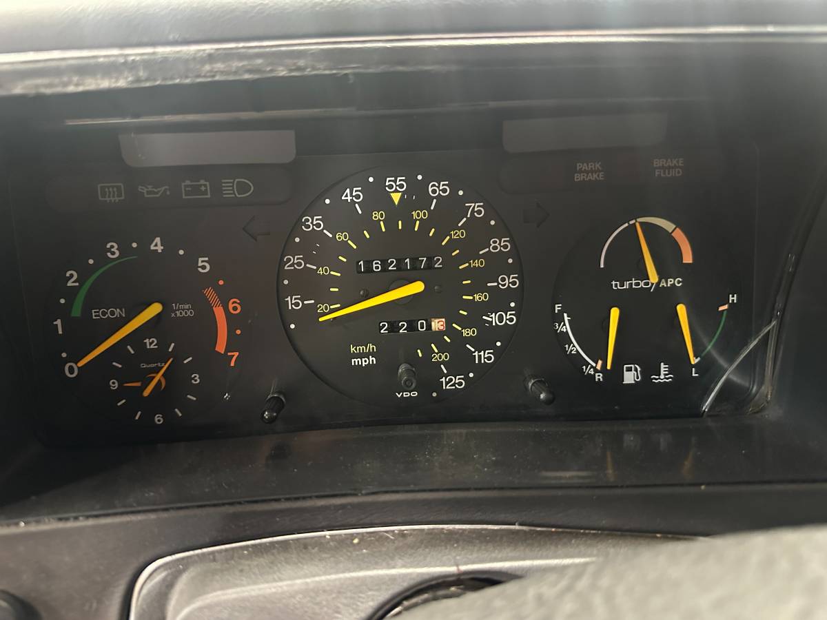Saab-900-turbo-1991-white-11