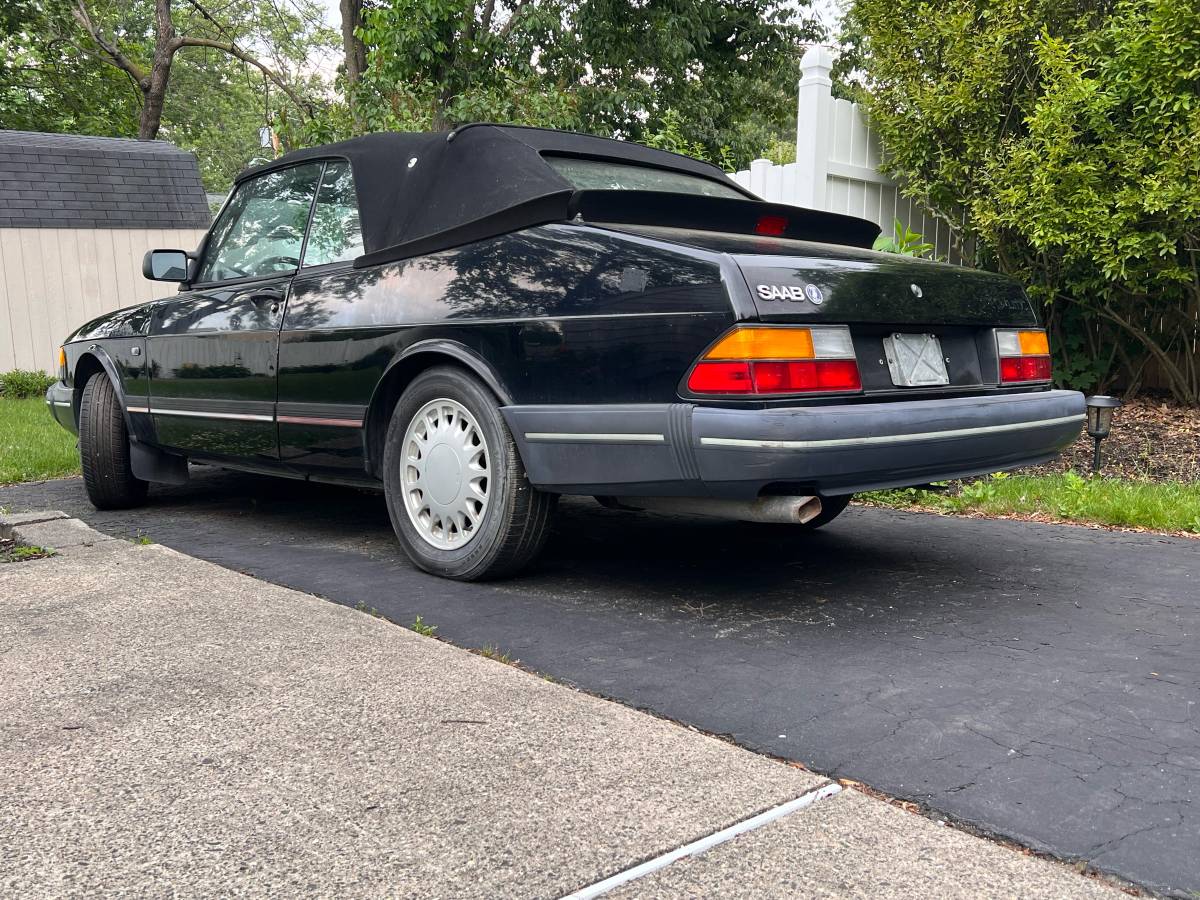 Saab-900-turbo-convertible-1989-black-2