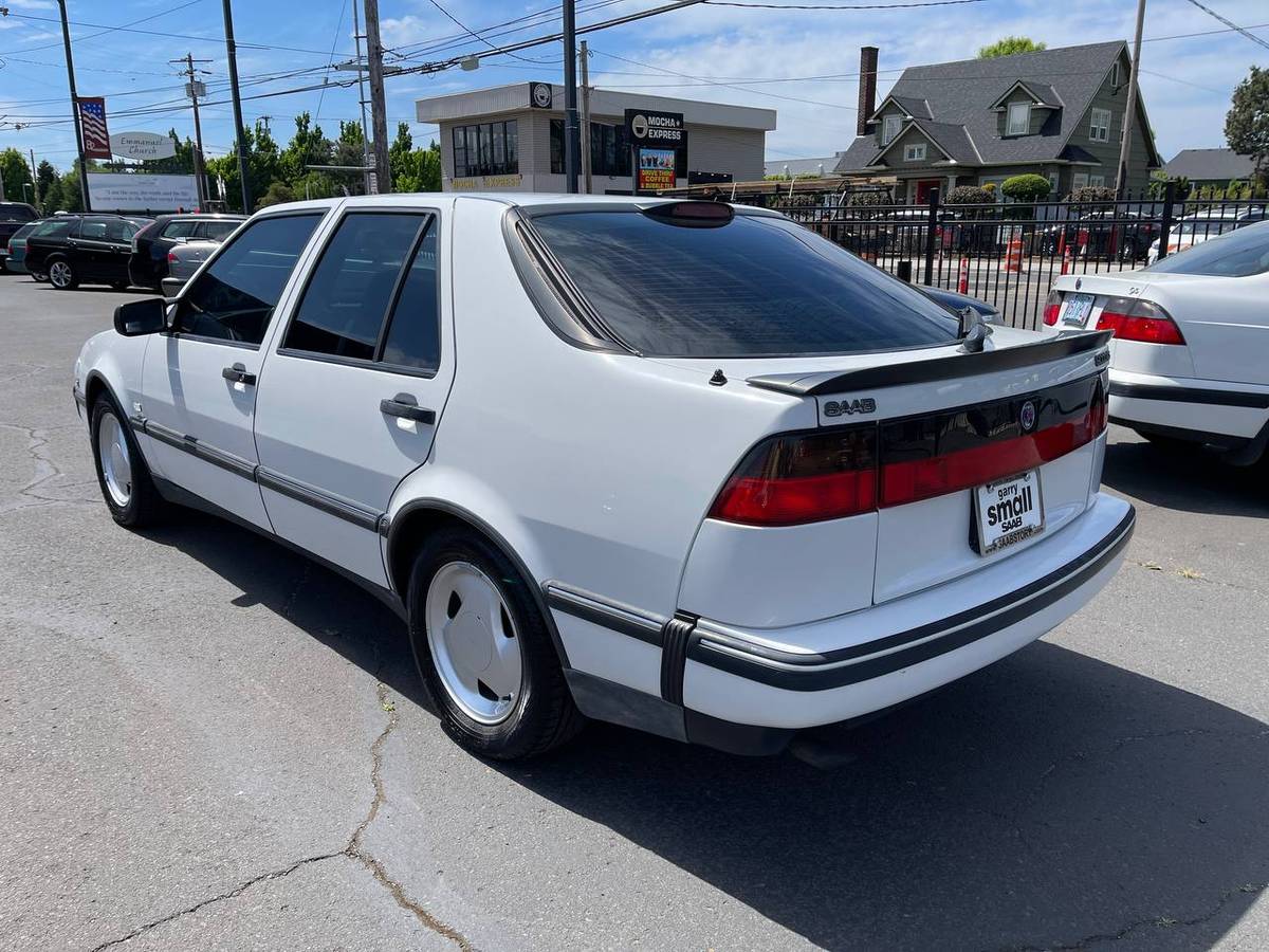 Saab-9000-cs-1994-white-4