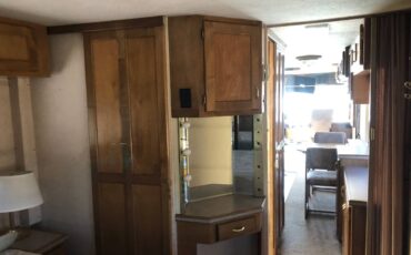 Safari-motor-home-diesel-1994-silver-11