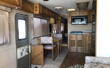 Safari-motor-home-diesel-1994-silver-5